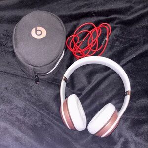 Beats Solo 3 - Rose Gold